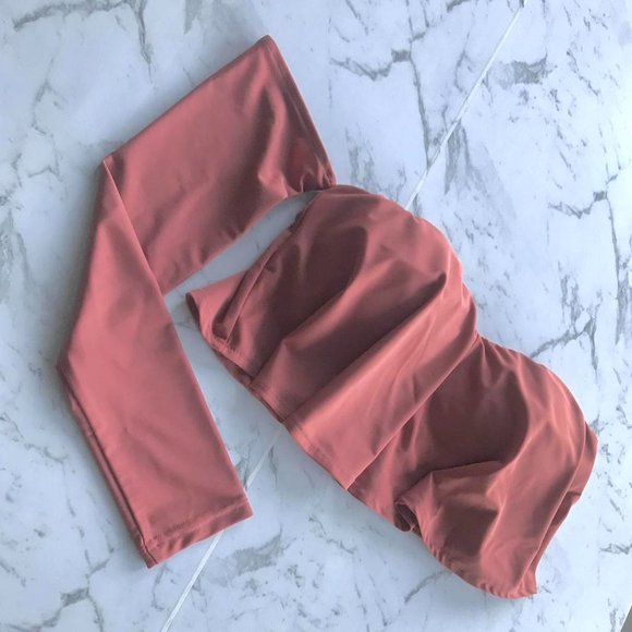 Tiger Mist asymmetrical crop top size6-8 (S) - Picture 2 of 4